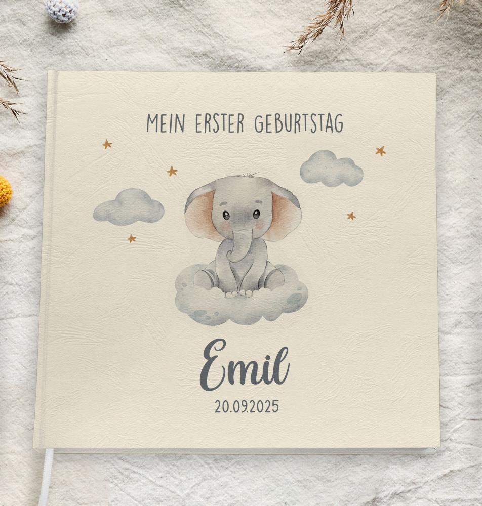 Preview: Gästebuch "Kleiner Elefant" Preview: personalisiertes Gästebuch & Album zum 1. Geburtstag oder zur Babyparty mit Elefant, Herz, Wolken und Sternen