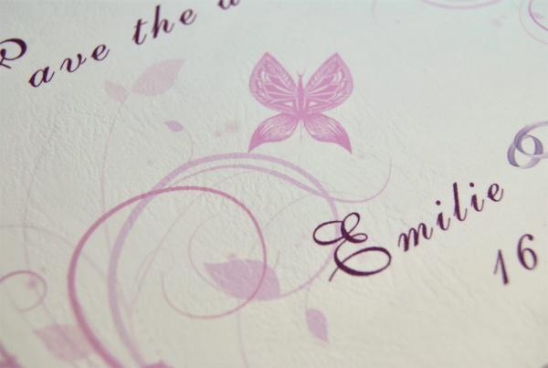 Save-the-date-Karte in Lederoptik