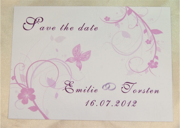 Save-the-date-Karte zur Hochzeit in zartem Flieder